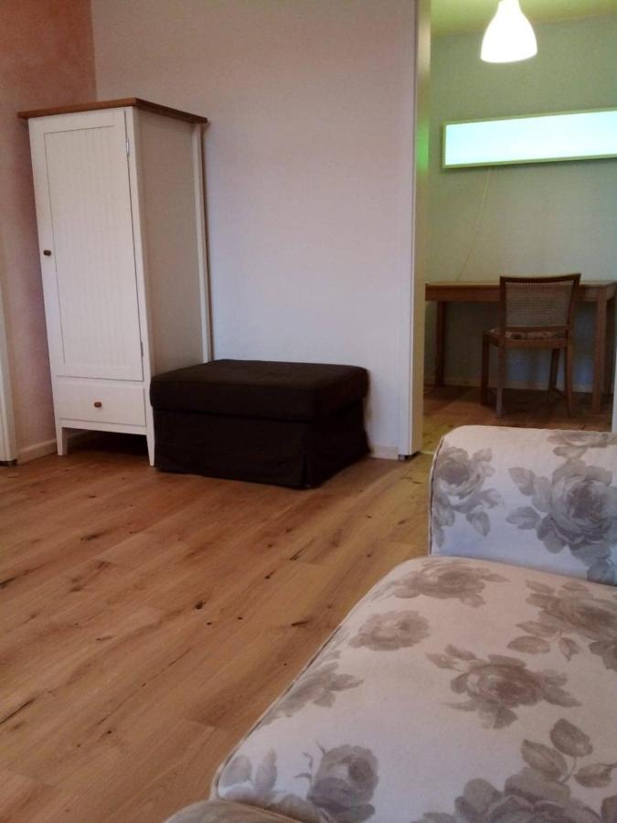 Schones Feng Shui Loft Uber Den Dachern Der Dresdner Neustadt Appartement